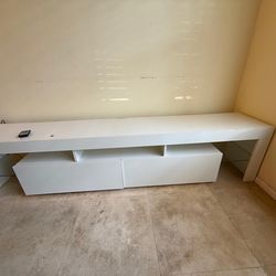 White TV Stand / TV Console – MUST GO ASAP – Oviedo Pickup