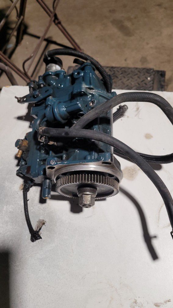 Bobcat S300 Diesel Injection Pump 