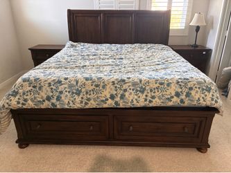 Lawson 5-Piece King Bedroom Set – Storage Bed, Dresser, Mirror & 2 Nightstands