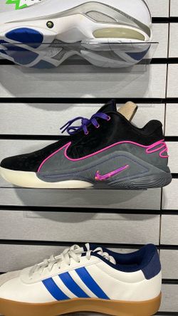 Nike LeBron 22 "Blacklight" sneakers