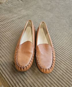 Cole Haan Tan Leather Moccasin Loafers size 8B