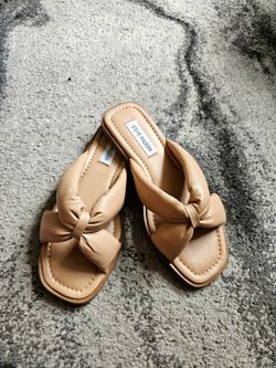 Steve Madden Women's Avianna Sandal 7.5