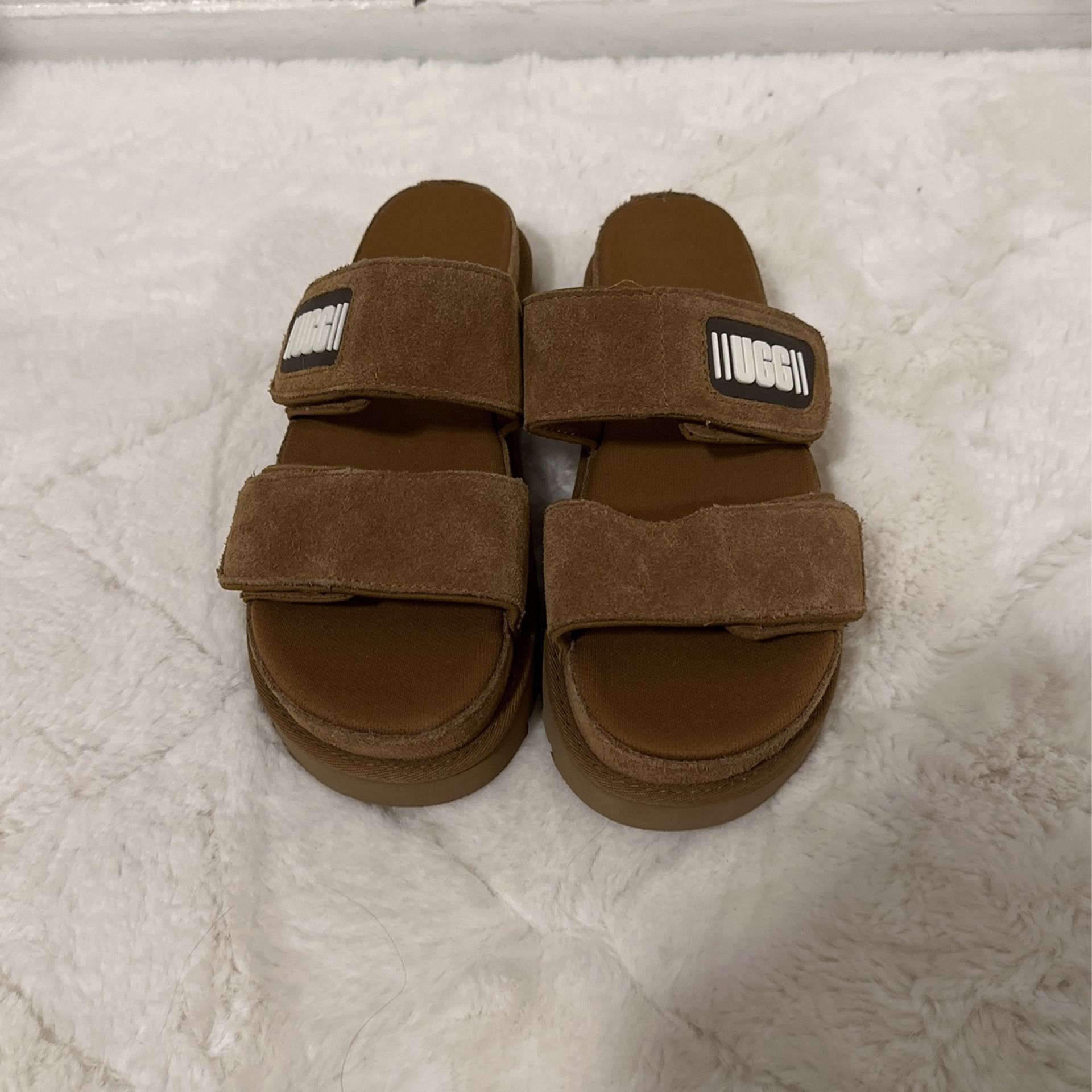 UGG ブラウン プラットフォームスライド UGG プラットフォームスライド ブラウン UGG Women's Greer Platform