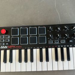 AKAI MPK mini