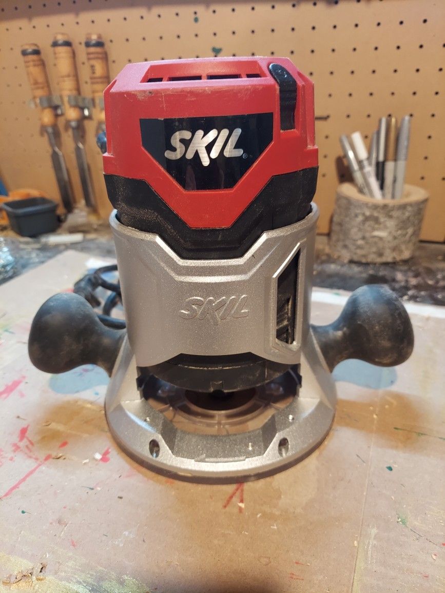 Skil Fixed Base Router