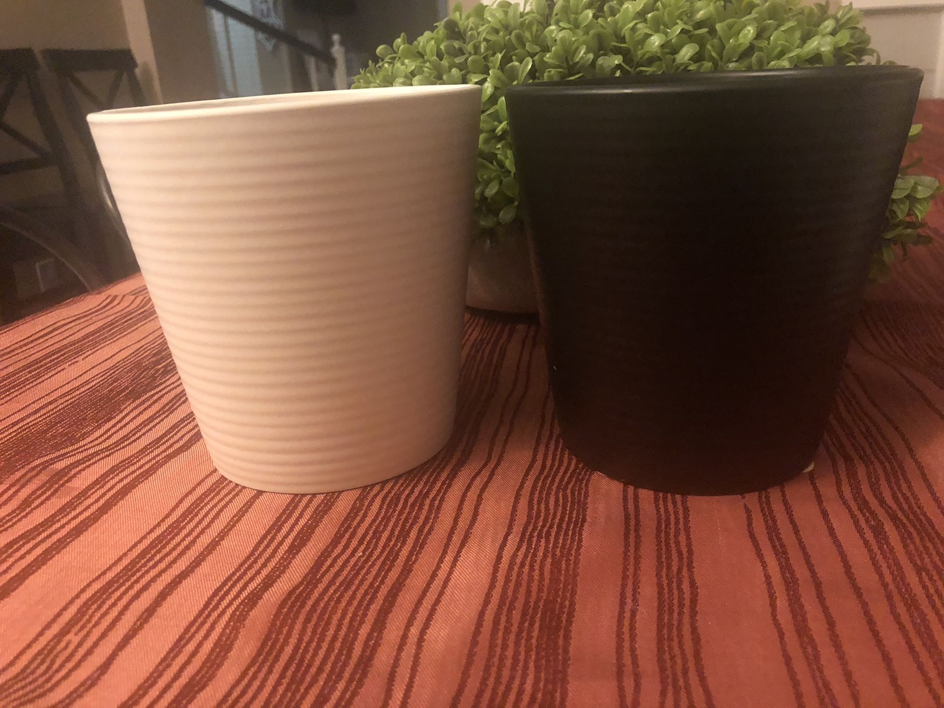 Ceramic Planter/ Pots/ Vase