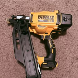 Dewalt 20-Volt 21° Cordless Framing Nailer (Tool-Only)