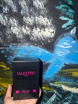 Valentino Born in Roma Extradose