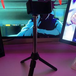 phone tripod