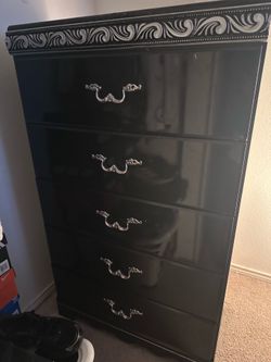 Dresser drawer