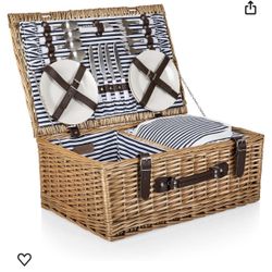 NEW Family Picnic Basket 