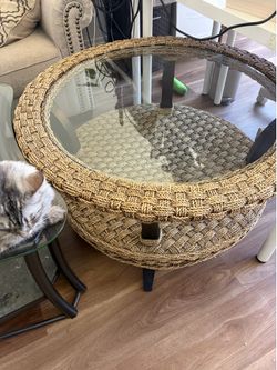 Free coffee table