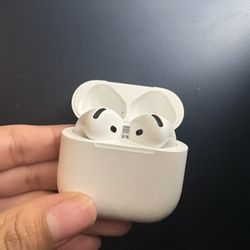 AirPods Gen 4
