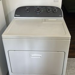 Whirlpool dryer in excellent condition🔥