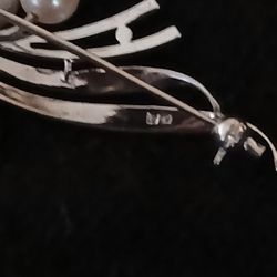 Mikimoto Vintage Sterling Silver And Pearl Brooch