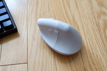 Logitech Lift Vertical Mouse