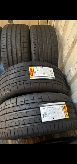 Pirelli 245/35ZR20 XL Tires – Set of 4