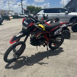 2025 Motocross Dirt Bike / Pit Bike