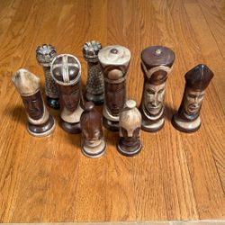Medieval Chess Figures Giant (Set of 9)