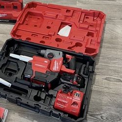 milwaukee rotary hammer 