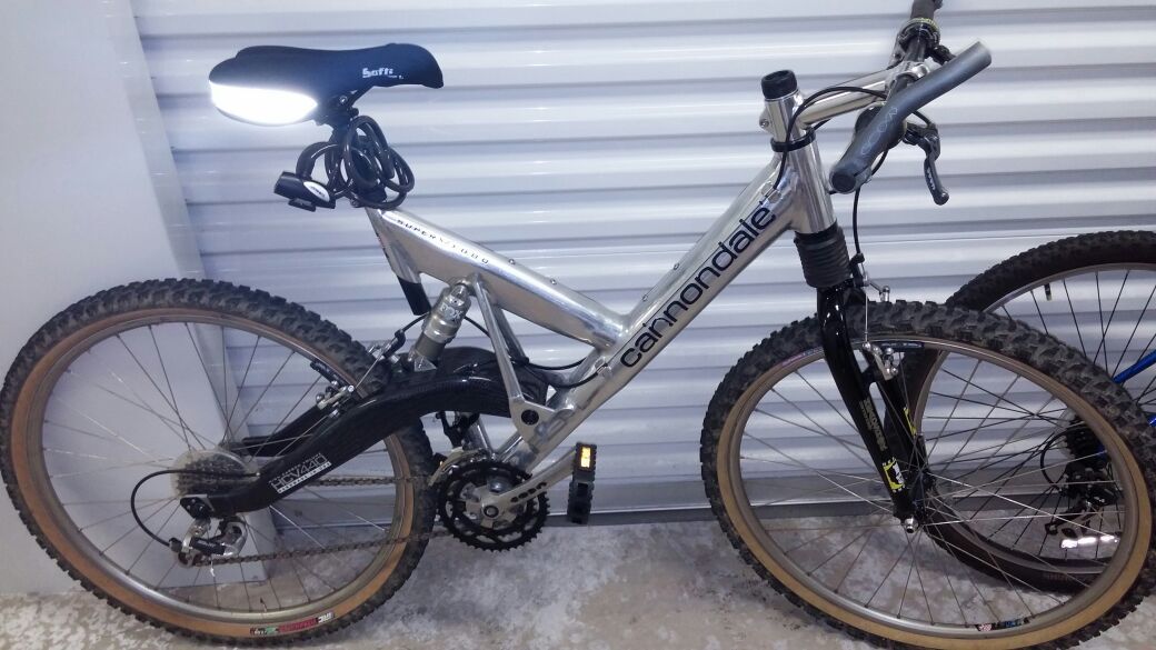 Cannondale super v1000 full suspension mountain bike for Sale in