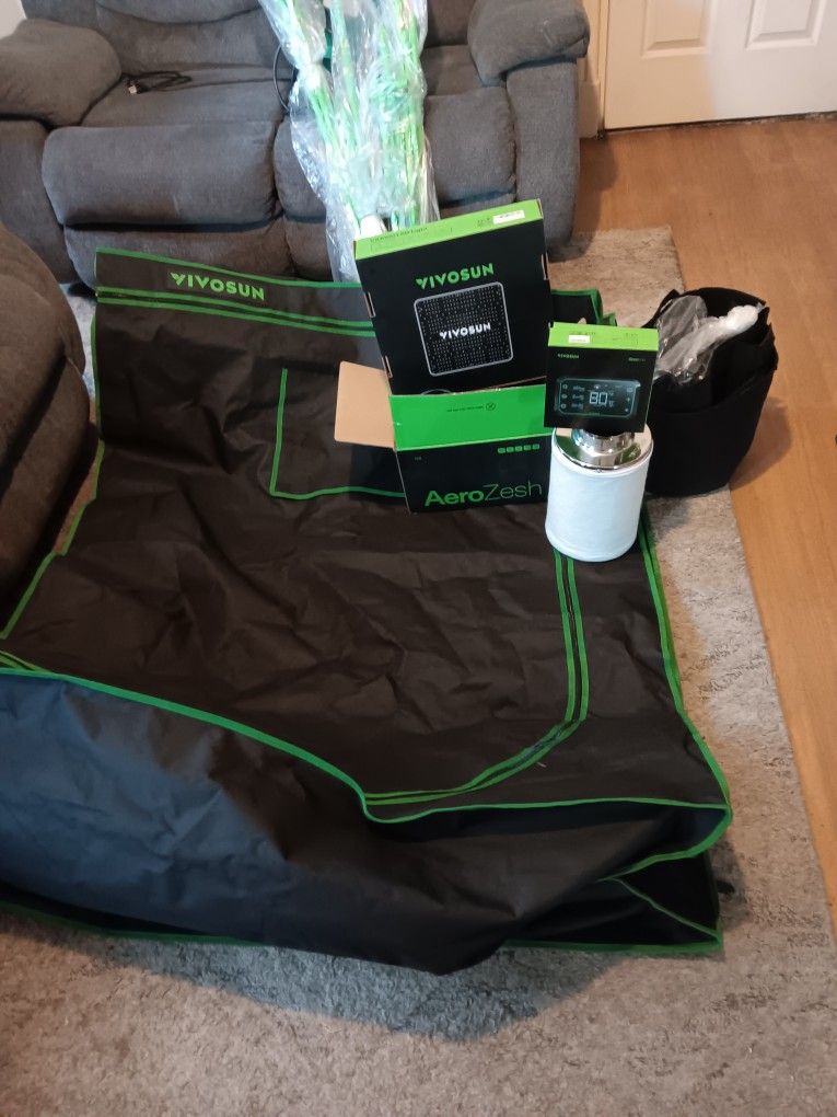 Need Gone Today 5/20/25 . Viviosun 2x4 Smart Grow Tent Kit