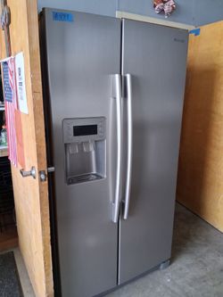 36" Samsung refrigerator