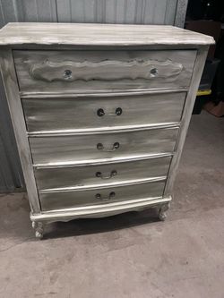 4 Drawer Dresser