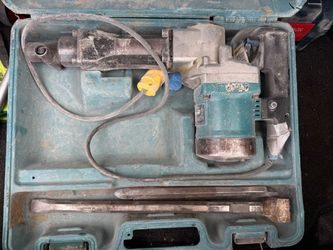 Makita HM1211B 20lbs. Corded Electric Demolition Hammer