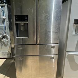 SAMSUNG FRENCH DOOR REFRIGERATOR $450 Cash Today only DELIVERY AVAILABLE FOR SMALL FEE