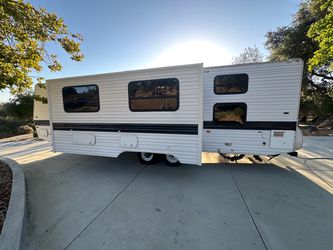 1998 Wilderness CCH