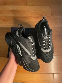 Dior b22