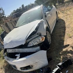 2015 Impala  W Only Under 50k On The Eng N Trans   