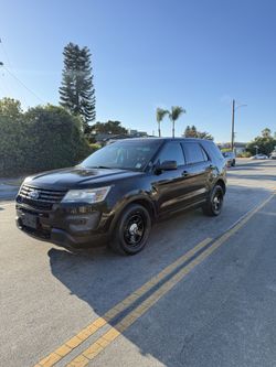 2016 Ford Explorer