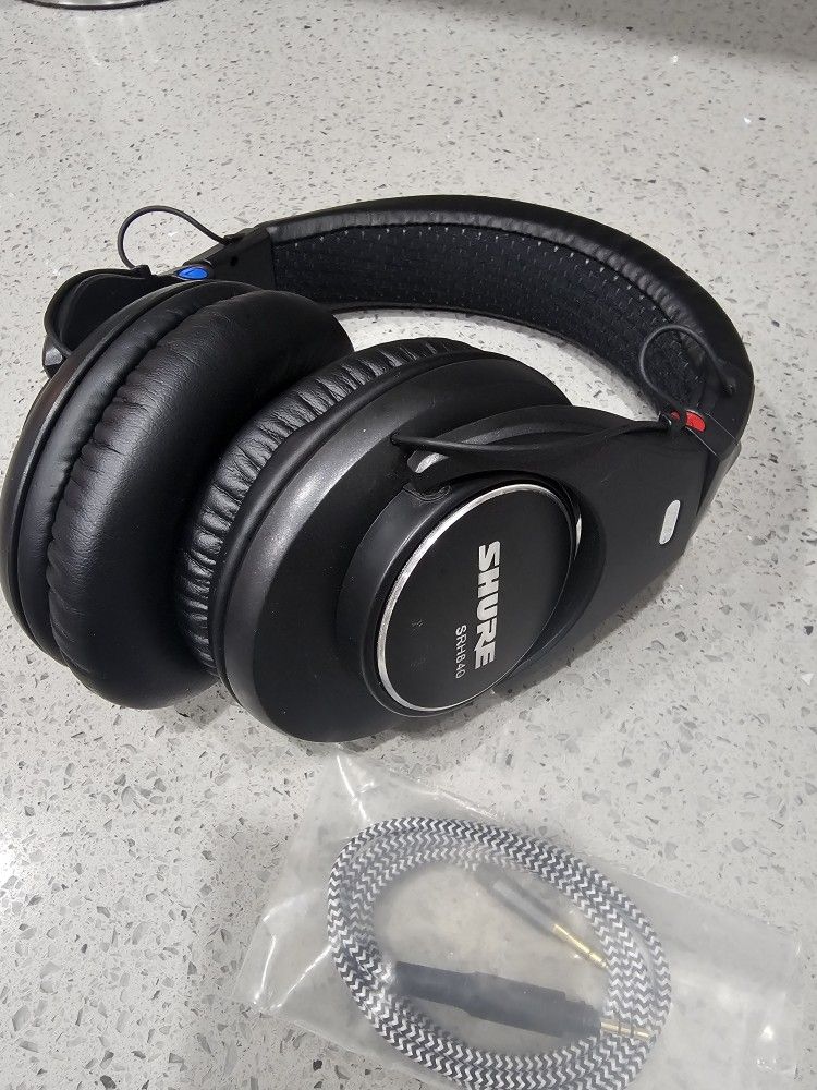 Shure SRH840 Professional Wired Monitoring Headphones