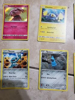 16 Pokemon cards