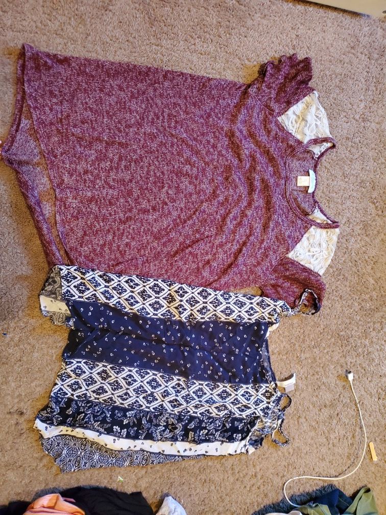 Size large maternity shirts