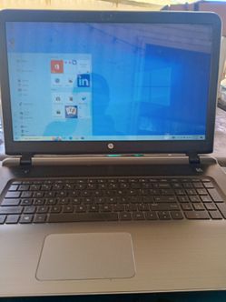 19" HP i3 laptop
