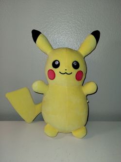 Pokémon Pikachu 12” Hug Mees Squishmallow Plush 2025 EUC Super Soft