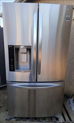 Refrigerator LG