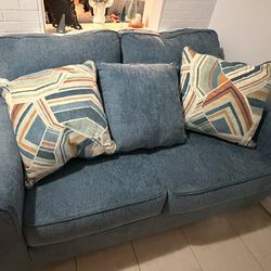 Blue Cashton Loveseat