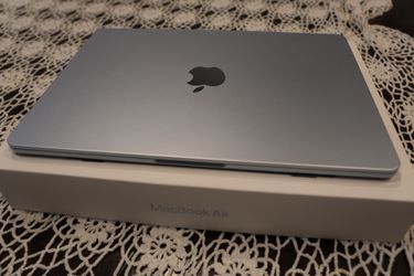 M5 MacBook Air - Sky Blue - 24GB RAM/1TB SSD