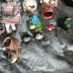 FROG COLLECTION 