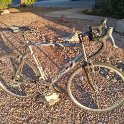 Professional  Fuji Training Bike Ultralight In Excellent Condition $550 Firm
