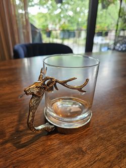 Decorative hunters drink glass