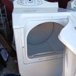 Maytag Washer And Dryer Set 
