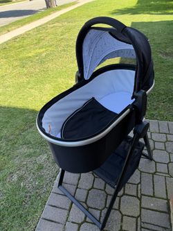 Mockingbird Bassinet And Stand