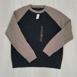 Banana Republic Sweater - XL