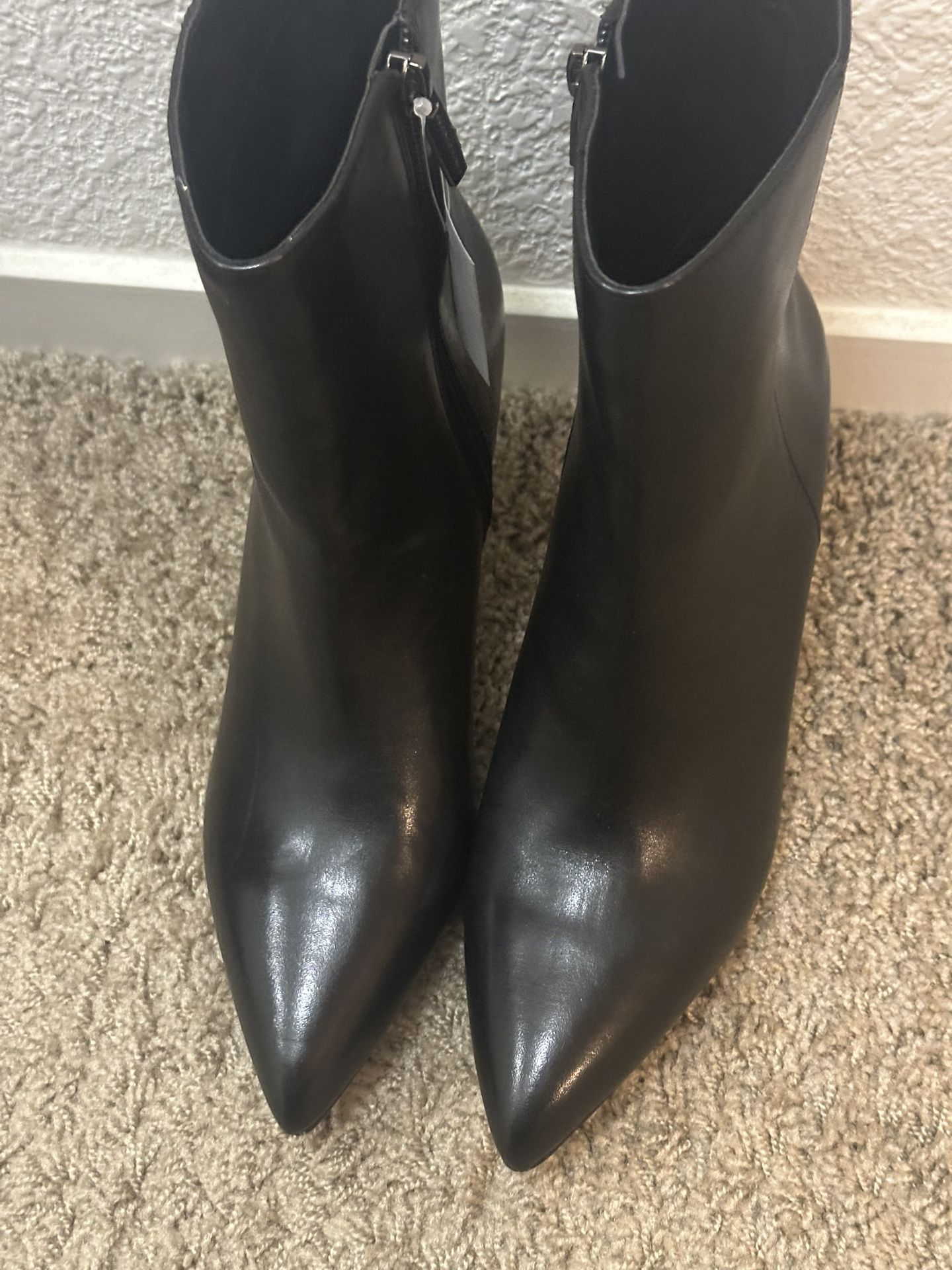 Brand New Vince Camuto Boots Size 8