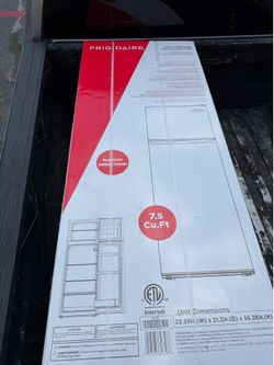 FRIGIDAIRE  Top freezer Refrigerator